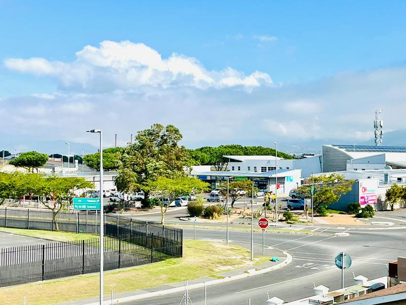 2 Bedroom Property for Sale in Thornton Western Cape